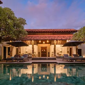  Villa De Suma - Fully Staffed Luxury Villa, Walk To The Beach! Indonesia